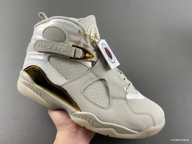 8 832821-030 Jordan Retro Champagne 0527
